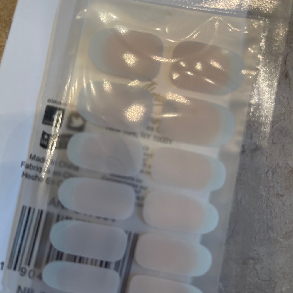 MB Must-Have Beauty Gel Nail‎ Strips | 12 Pc | NEW - Picture 4 of 5